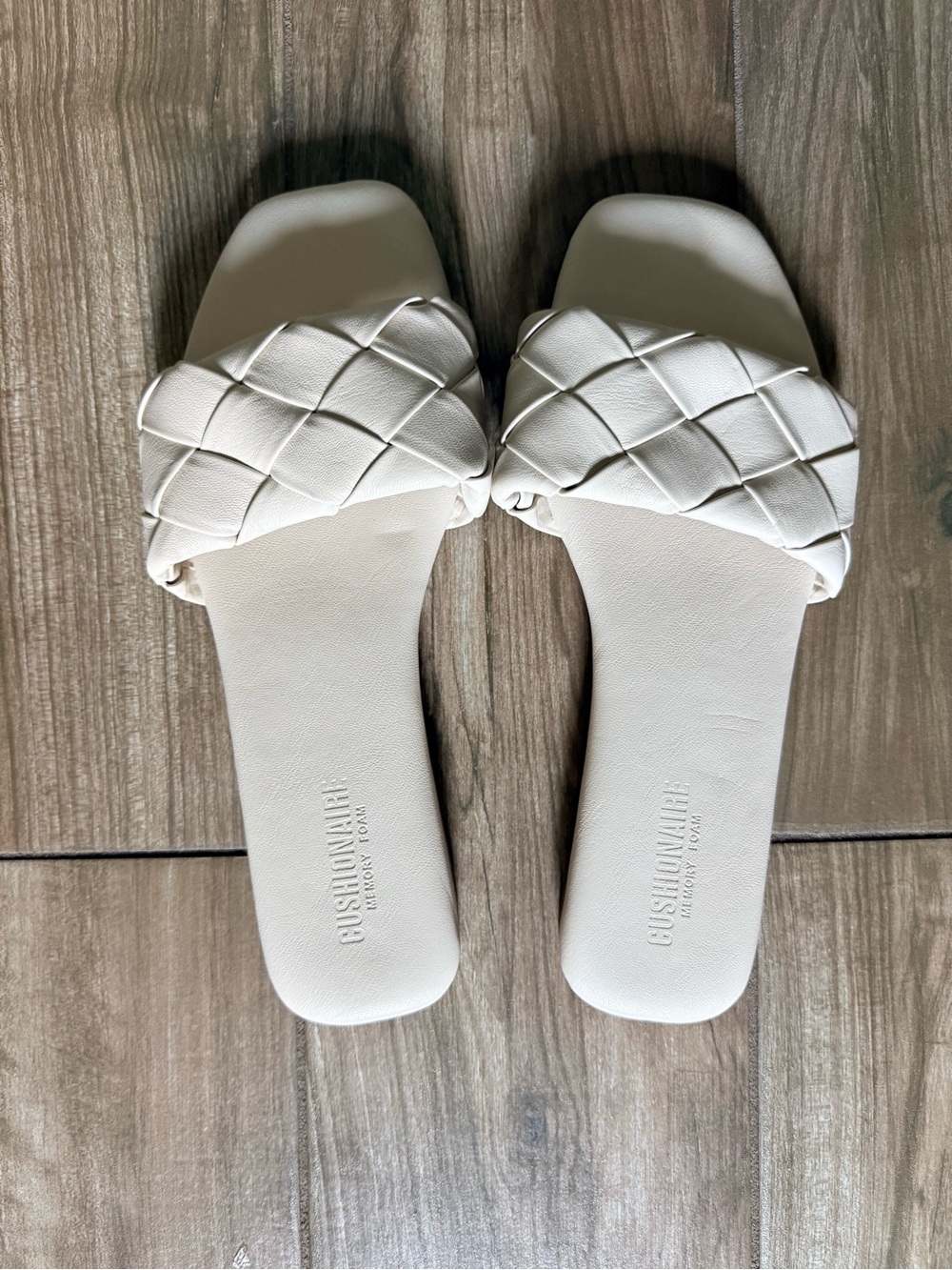 Cushionaire Woven Slide Sandals in Cream